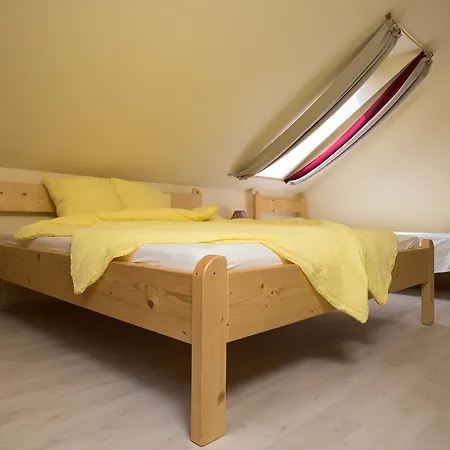 Napkelte Vendeghaz בית הארחה Orfű