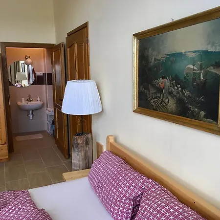 Napkelte Vendeghaz בית הארחה 3*